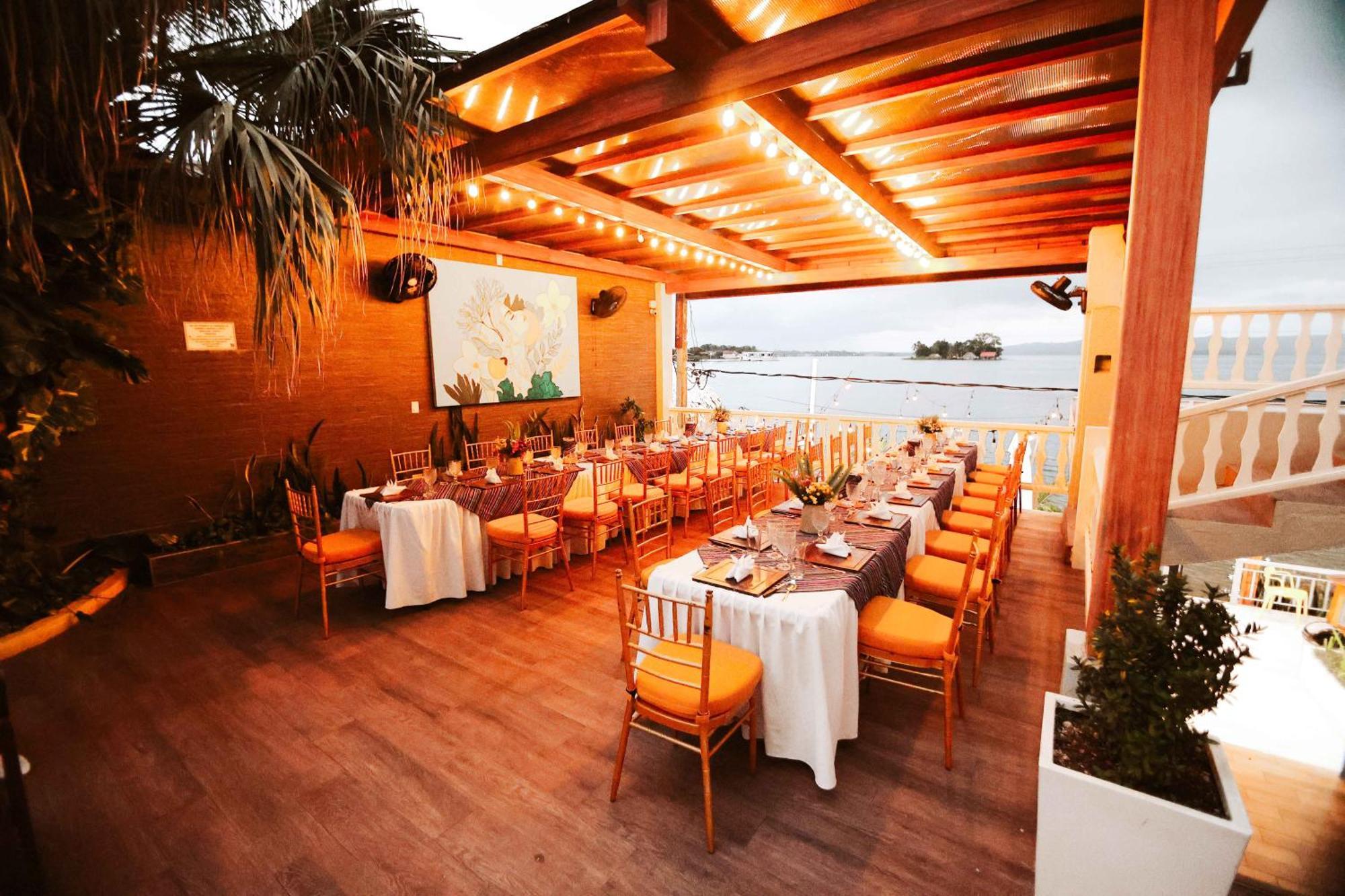 Hotel Casona De La Isla Flores Exteriör bild